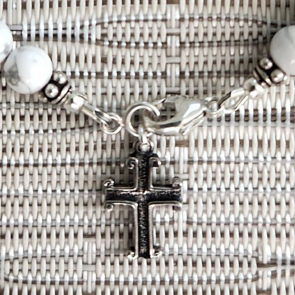 WOMEN'S BRACELET HOWLITE WITH 925 SILVER MINI CROSS - Picture 2 of 2